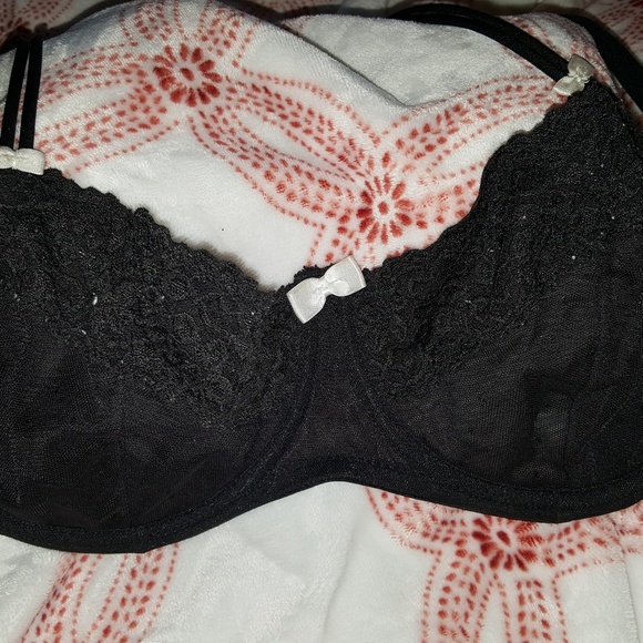 Bra - Picture 1 of 3